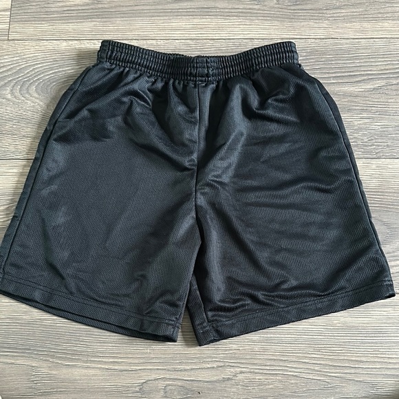 Black Performance Training Shorts Soccer - Picture 1 of 3